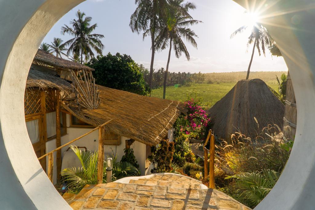 Sunset View Tofo Hotel Exterior photo
